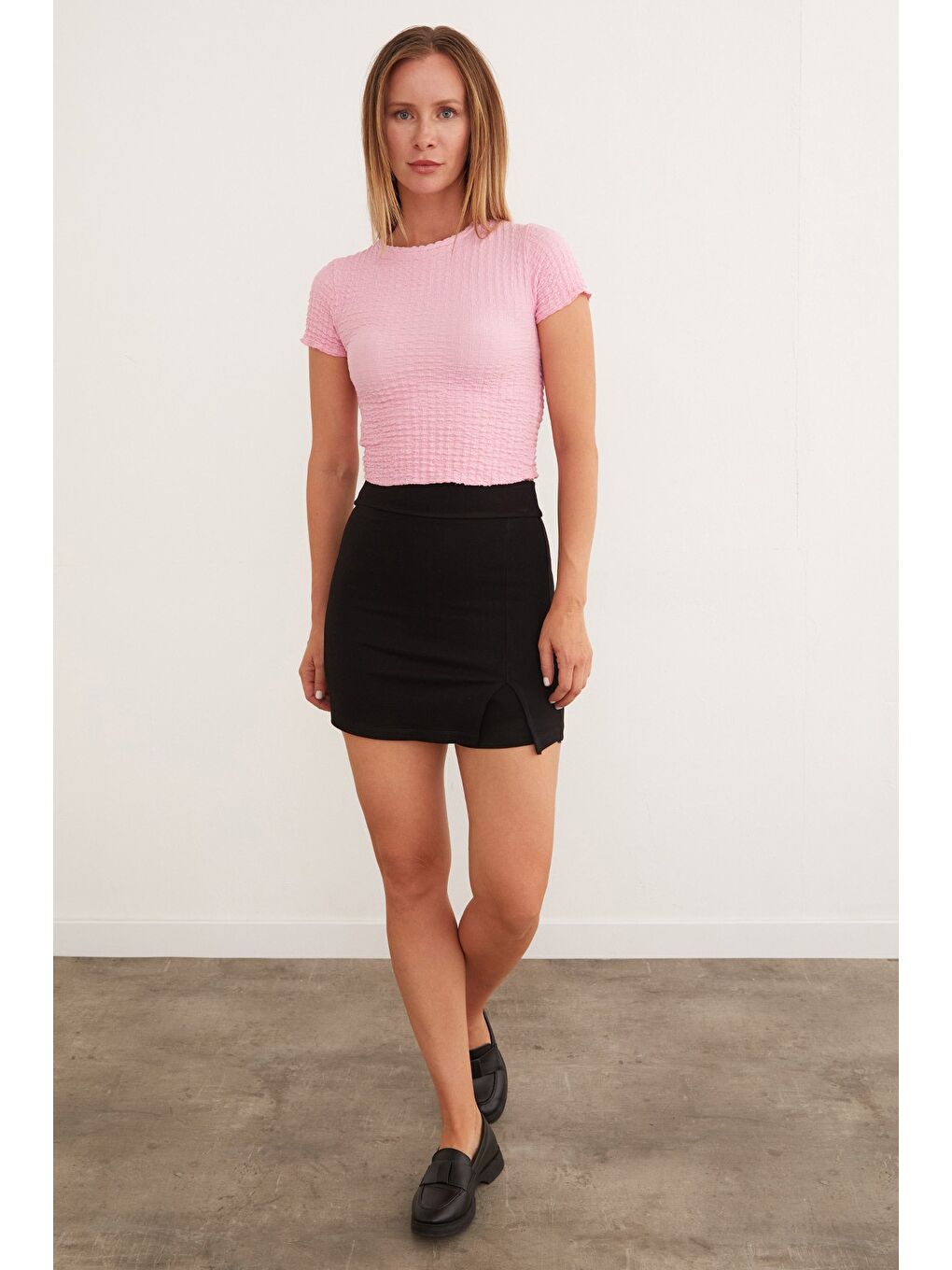 Siyah Yırtmaçlı Penye Şort Etek