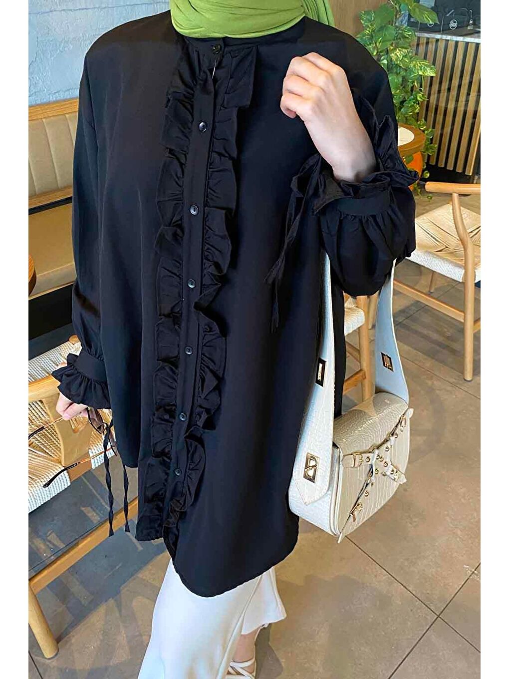 Flores Fırfırlı Tunik Siyah-2