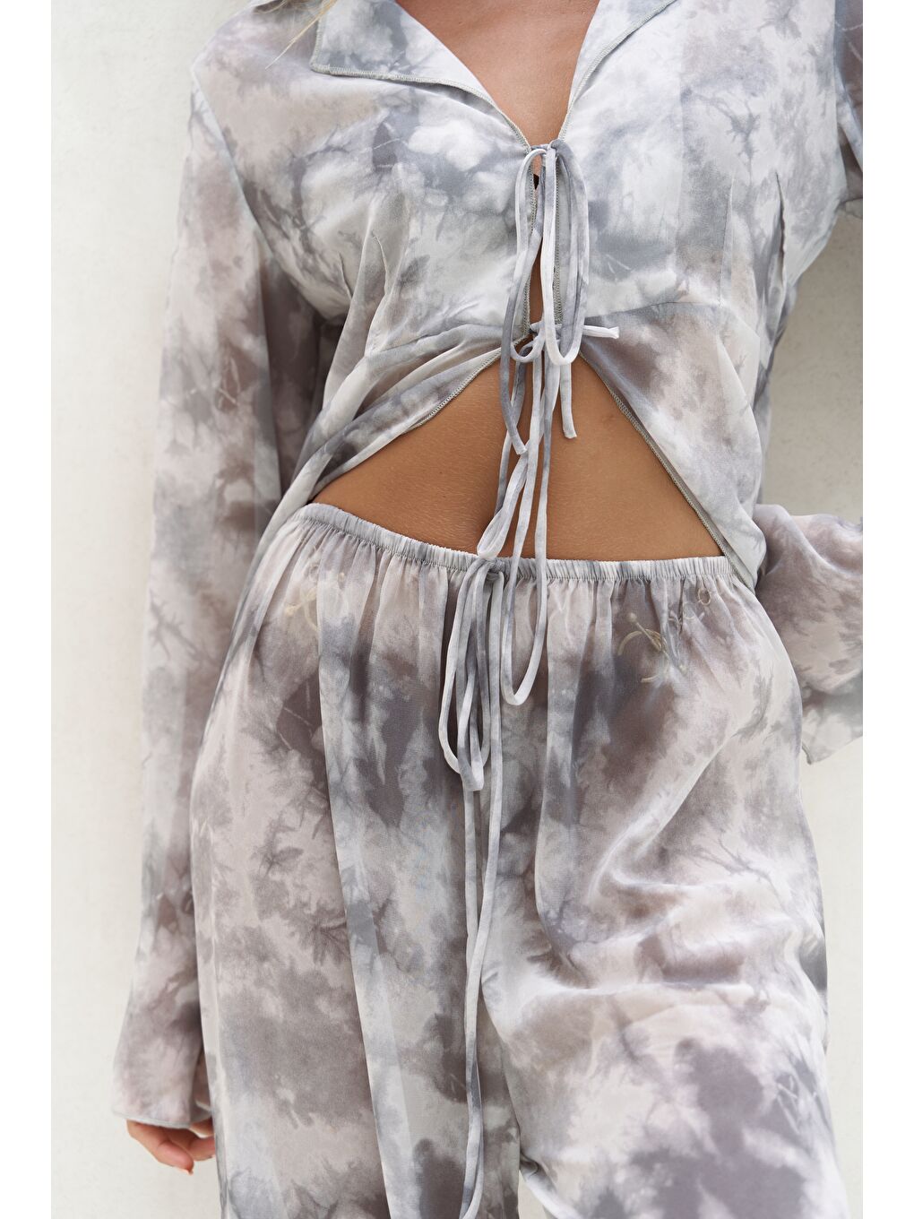 Saifudin Bağcık Detaylı Gri Gömlek Pantolon Takım-3