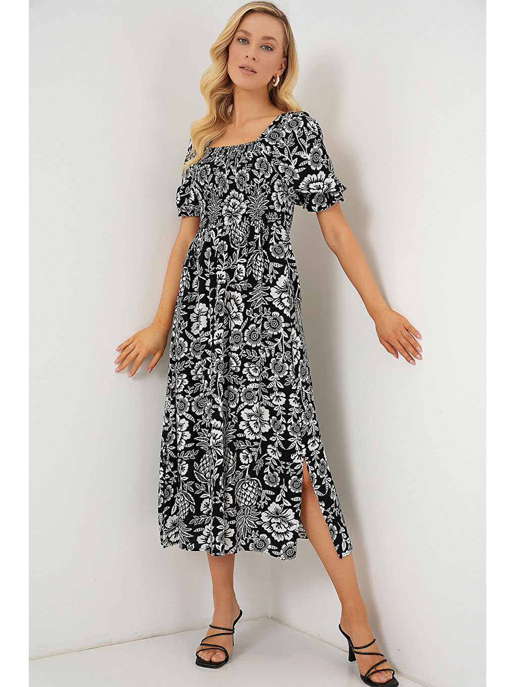 2512 Desenli Yırtmaçlı Elbise - D. Siyah-1