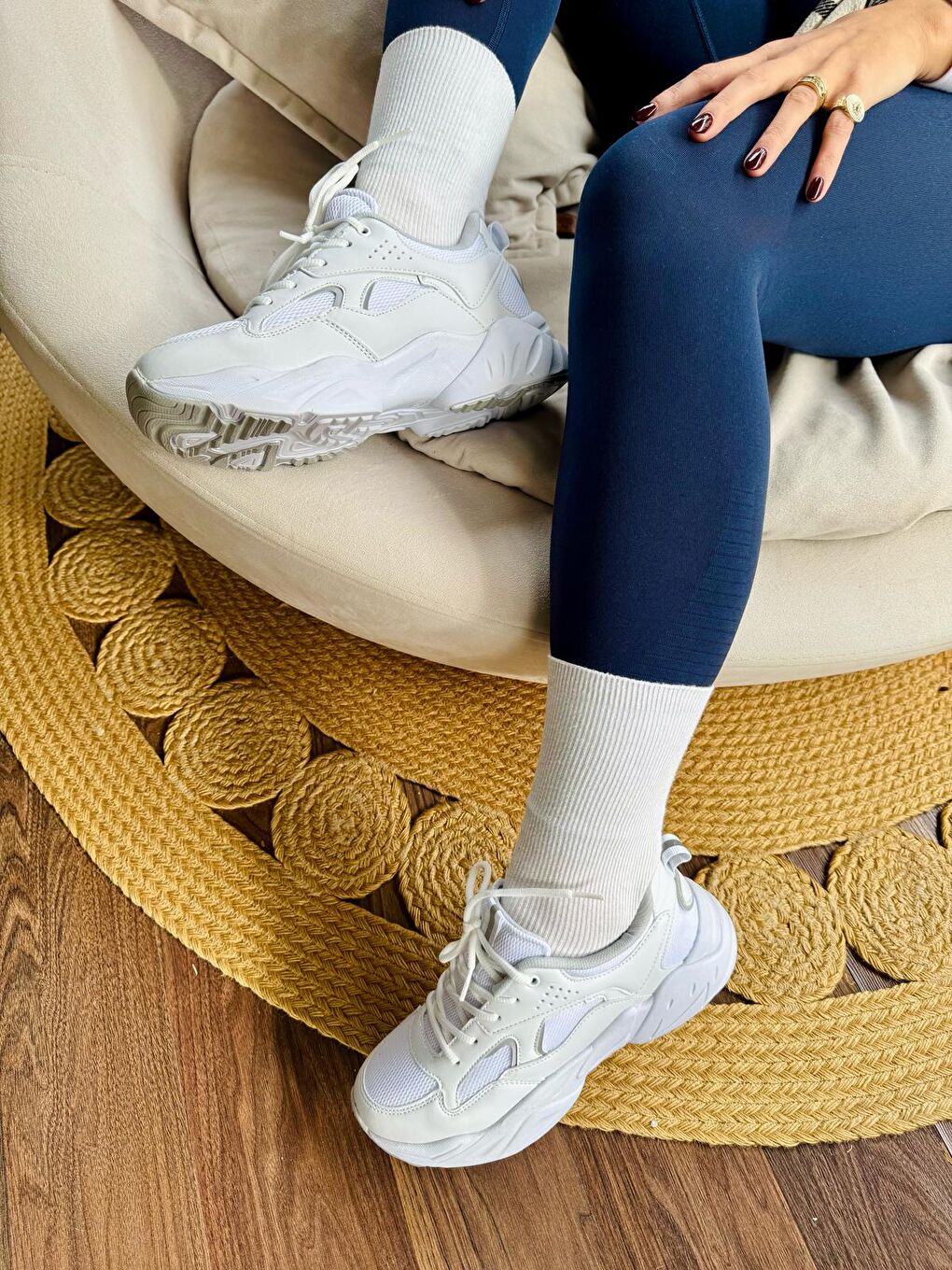 Kadın Beyaz Renk Ortopedik Günlük Rahat Kalıp Sneakers Ve Spor Ayakkabı Taban 4 Cm