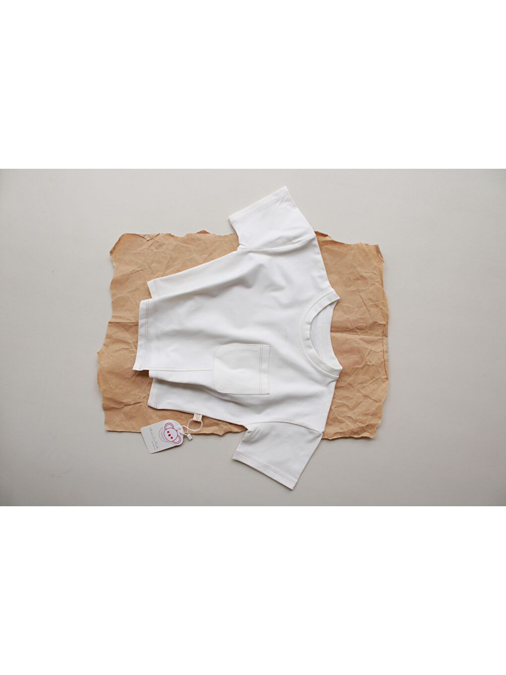 Beyaz Bej Dikiş Detaylı Asimetrik T-Shirt