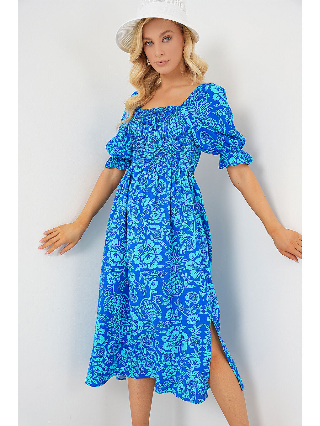 2512 Desenli Yırtmaçlı Elbise - Mavi-3