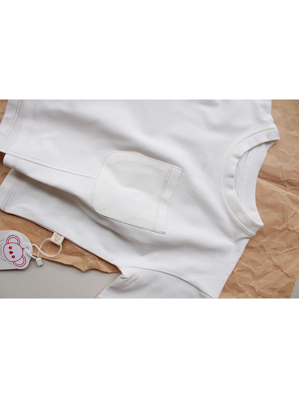 Beyaz Bej Dikiş Detaylı Asimetrik T-Shirt-1