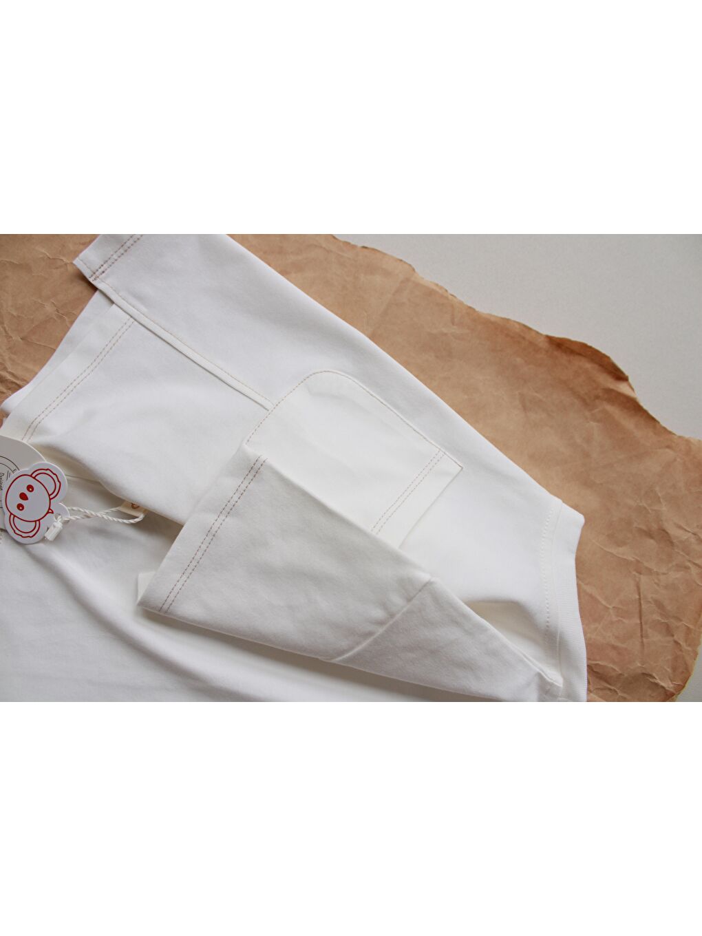 Beyaz Bej Dikiş Detaylı Asimetrik T-Shirt-3