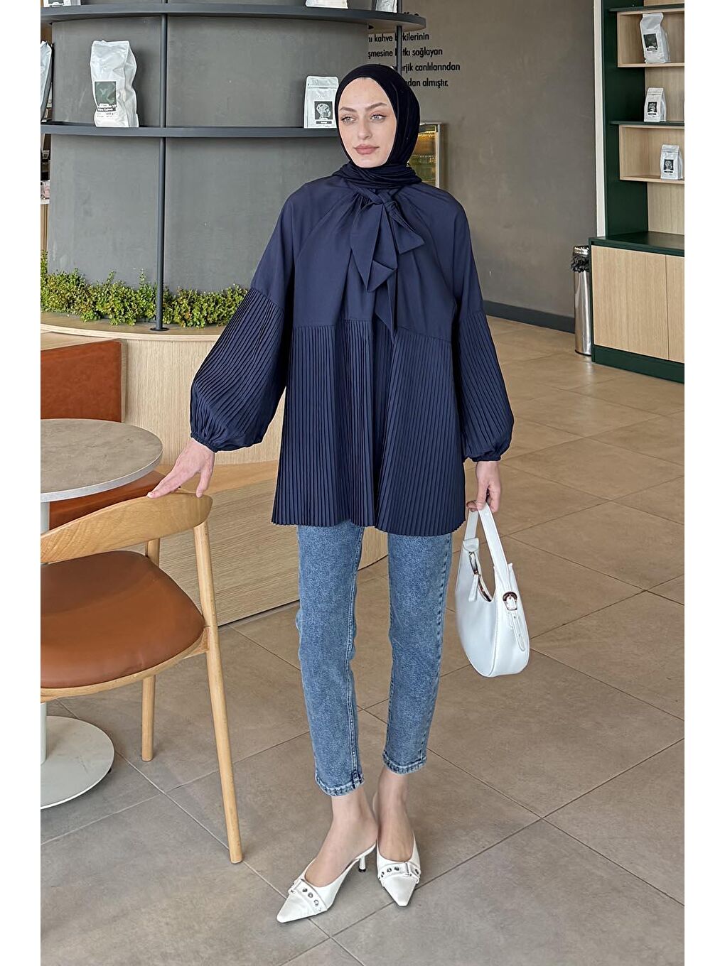 Bağlama Detaylı Tunik Lacivert