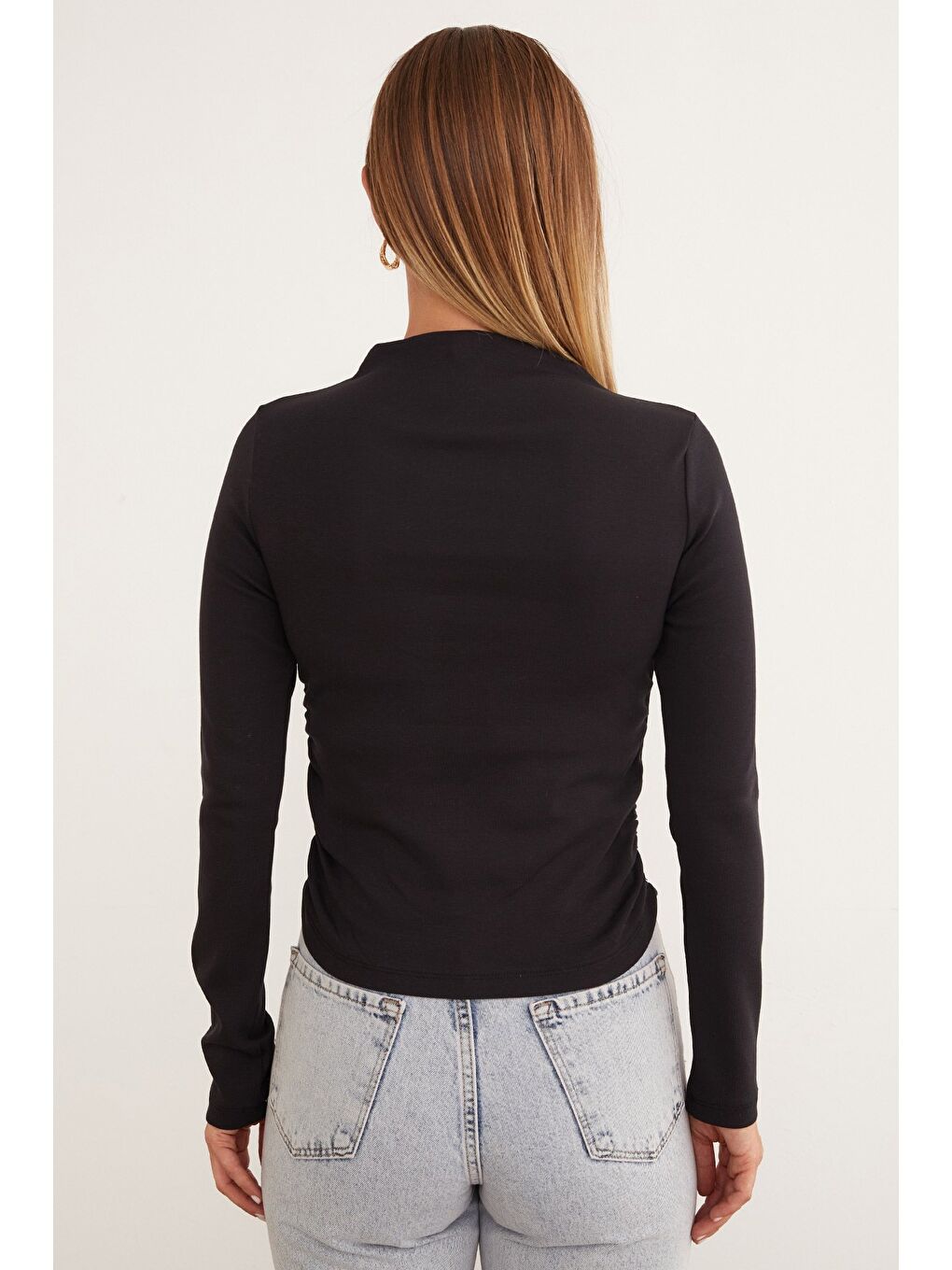 Siyah Basic Yanları Drapeli Perkins Yaka Modal Bluz-3