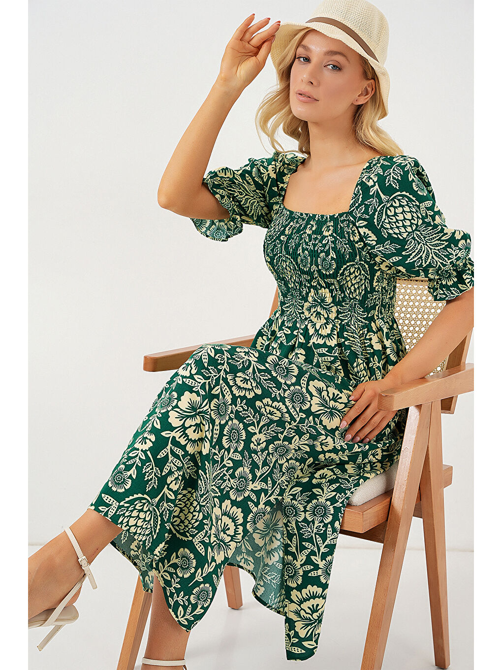 2512 Desenli Yırtmaçlı Elbise - Zümrüt Yeşili-1