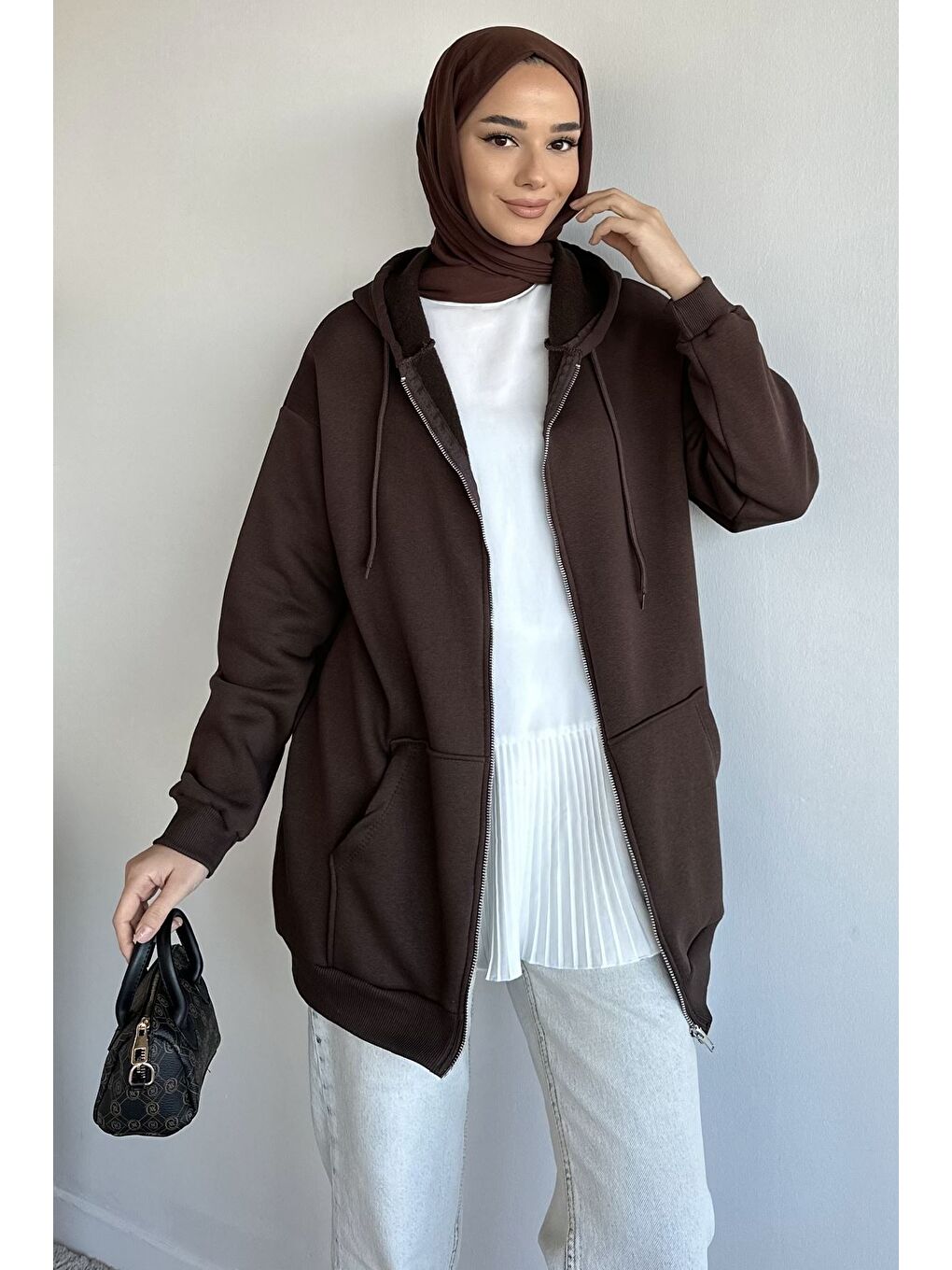 Kahverengi Kapüşonlu Şardonlu Tesettür Sweatshirt