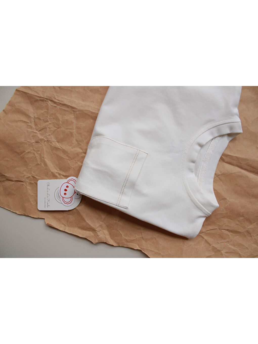 Beyaz Bej Dikiş Detaylı Asimetrik T-Shirt-5