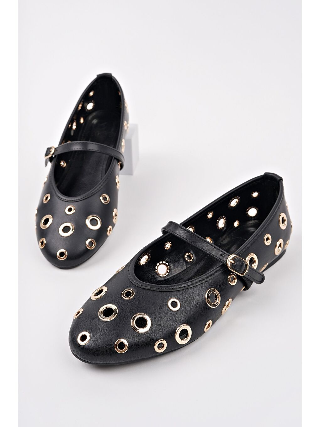 Siyah MİSHA Tek Bant Troklu Günlük Kadın Babet-1