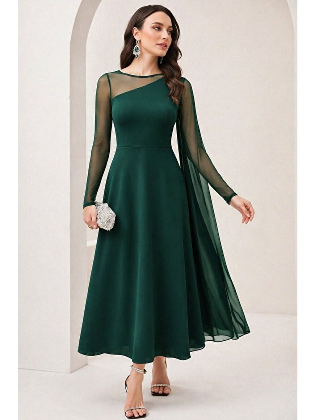 Yeşil Kadın Uzun Kollu Yarı Balıkçı Yaka Tül Detaylı Uzun Sandy Elbise