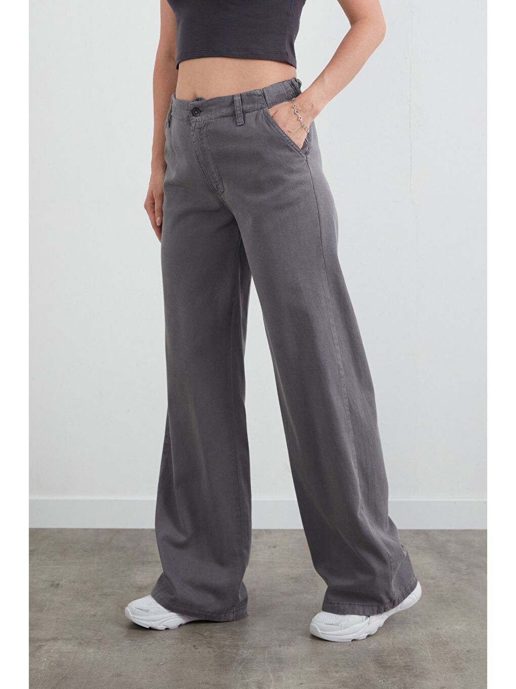 Antrasit Beli Lastikli Düğmeli Lyocell Kumaş Pantolon-2