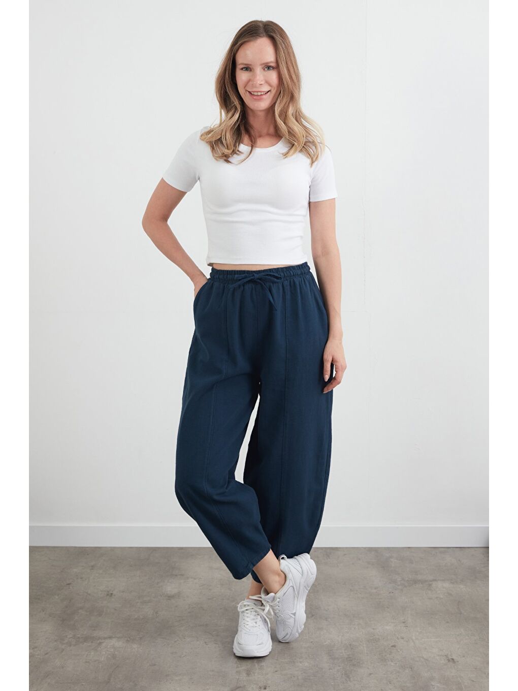 Lacivert Beli Lastikli Yüksek Bel Keten Şalvar Pantolon-1