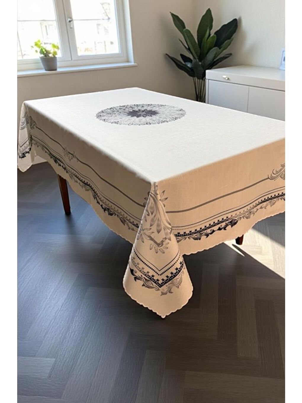 Lotus Dertsiz Masa Örtüsü 140x180 cm Gri