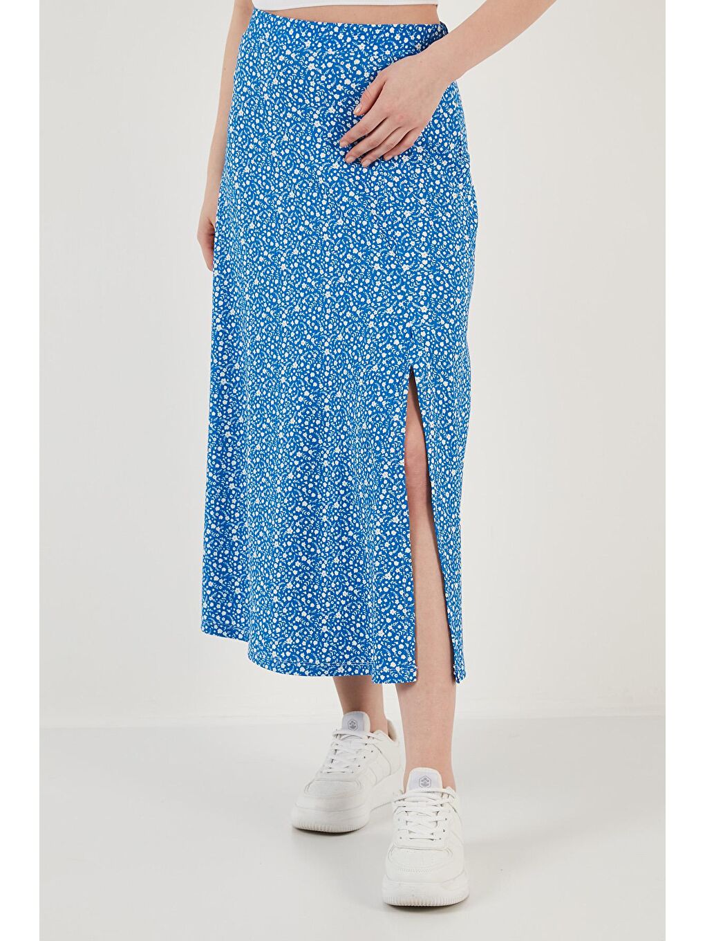 Mavi Desenli Midi Boy Yırtmaçlı Etek 5864498-3