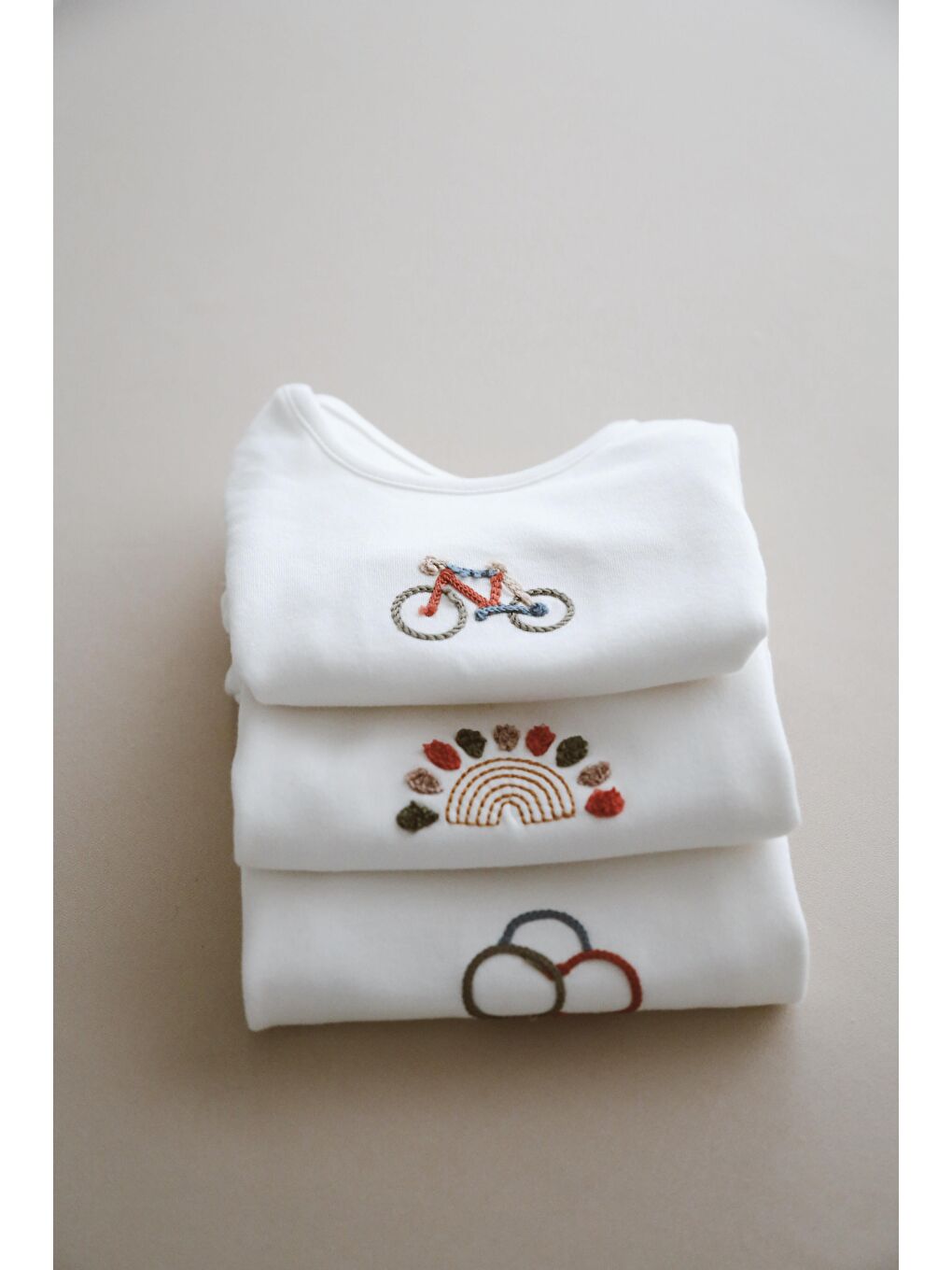 Ekru 3'Lü Nakışlı Kısa Kollu Çıt Çıtlı Body Zıbın Model 6-5