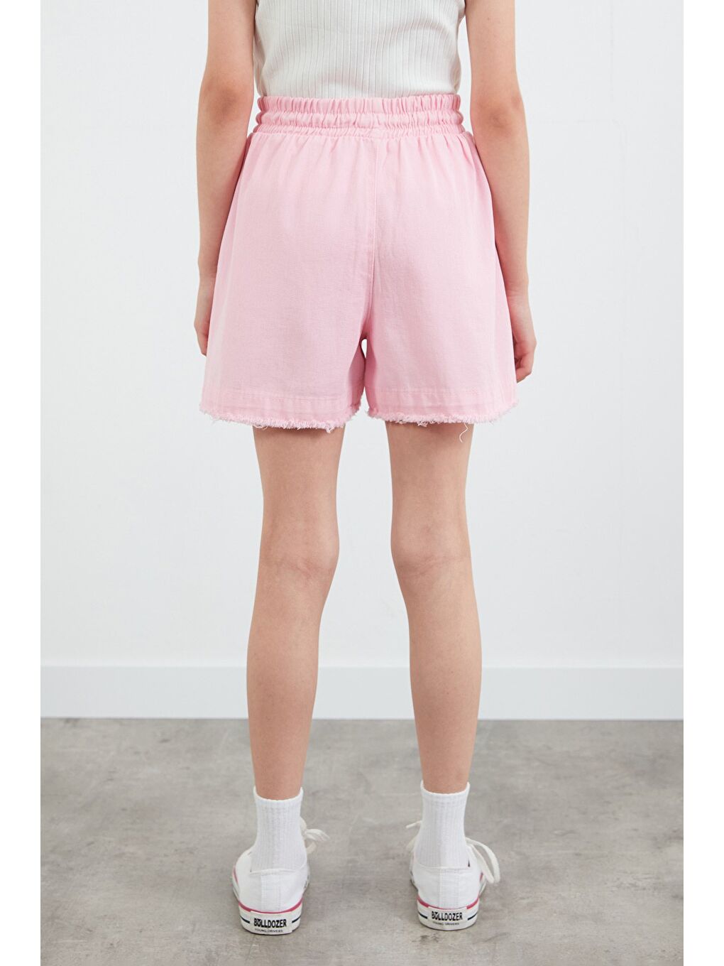 Pembe Beli Bağlamalı Püsküllü Kız Çocuk Şort-4