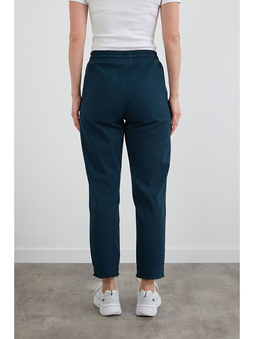 Lacivert Yüksek Bel Beli Lastikli Pantolon-3