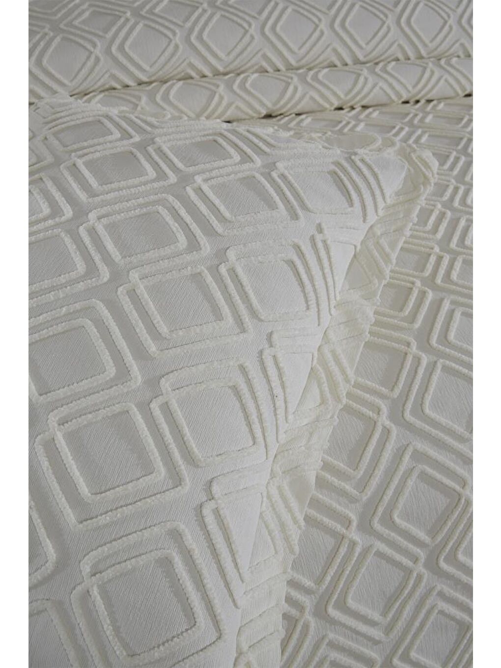 Ekru Velisa Çift Kişilik Şönil Desenli 235x250 cm Pike Takımı Krem-3