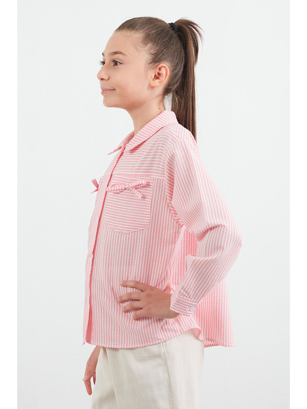 Pembe Çizgili Fiyonk Detaylı Kız Çocuk Gömlek-3