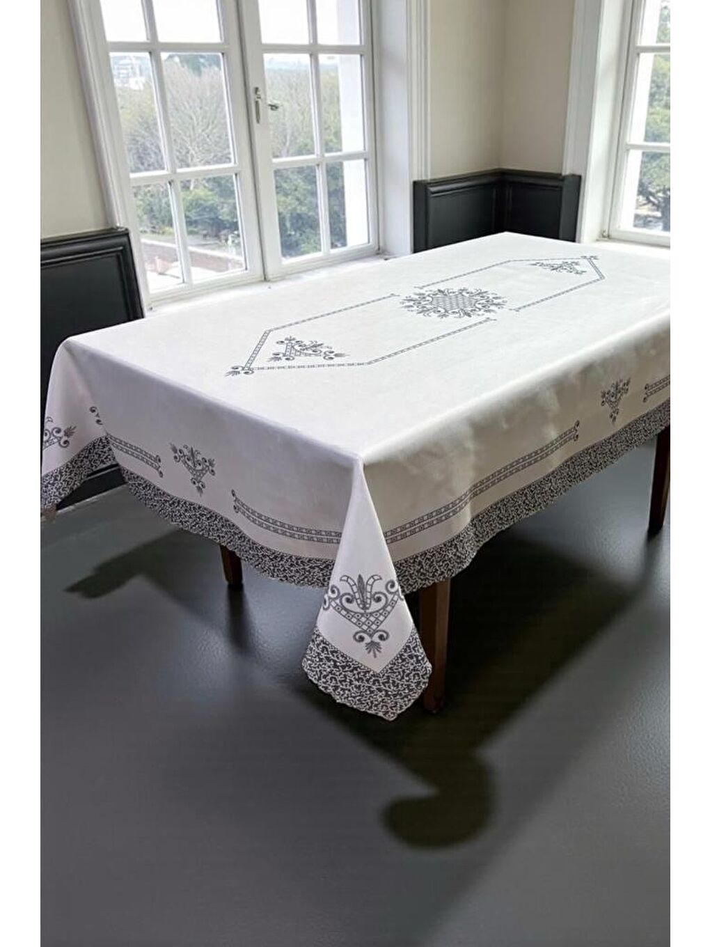 Hümay Dertsiz Masa Örtüsü 150x260 cm Gri
