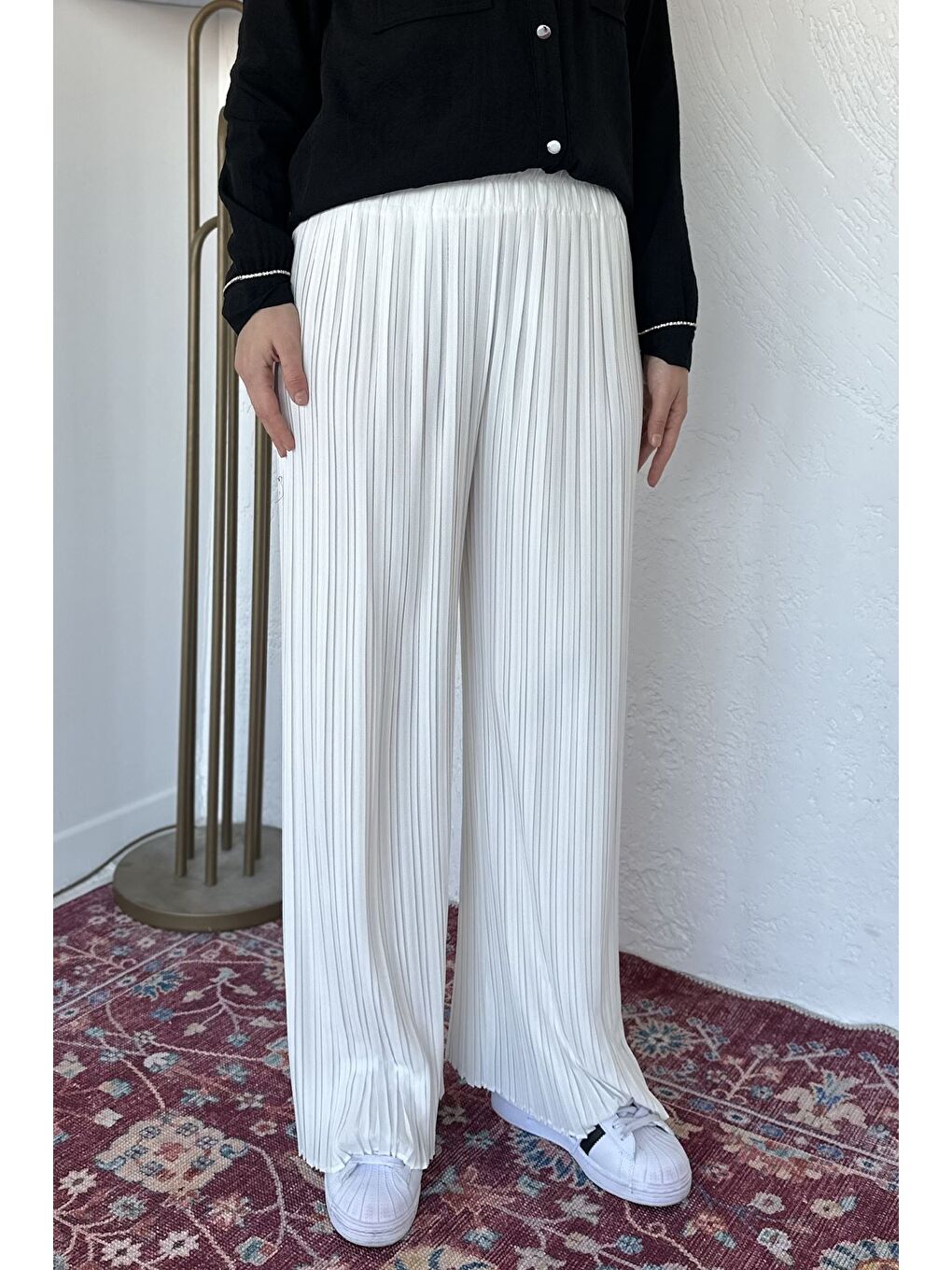 Ekru Kadın Pileli Bol Paça Tesettür Pantolon