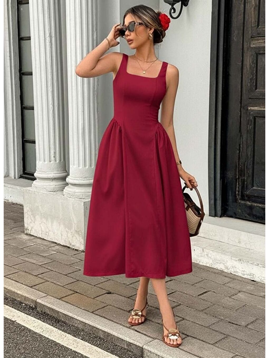 Kırmızı Kadın Askılı Kare Yakalı Uzun Ithal Krep Elbise-1