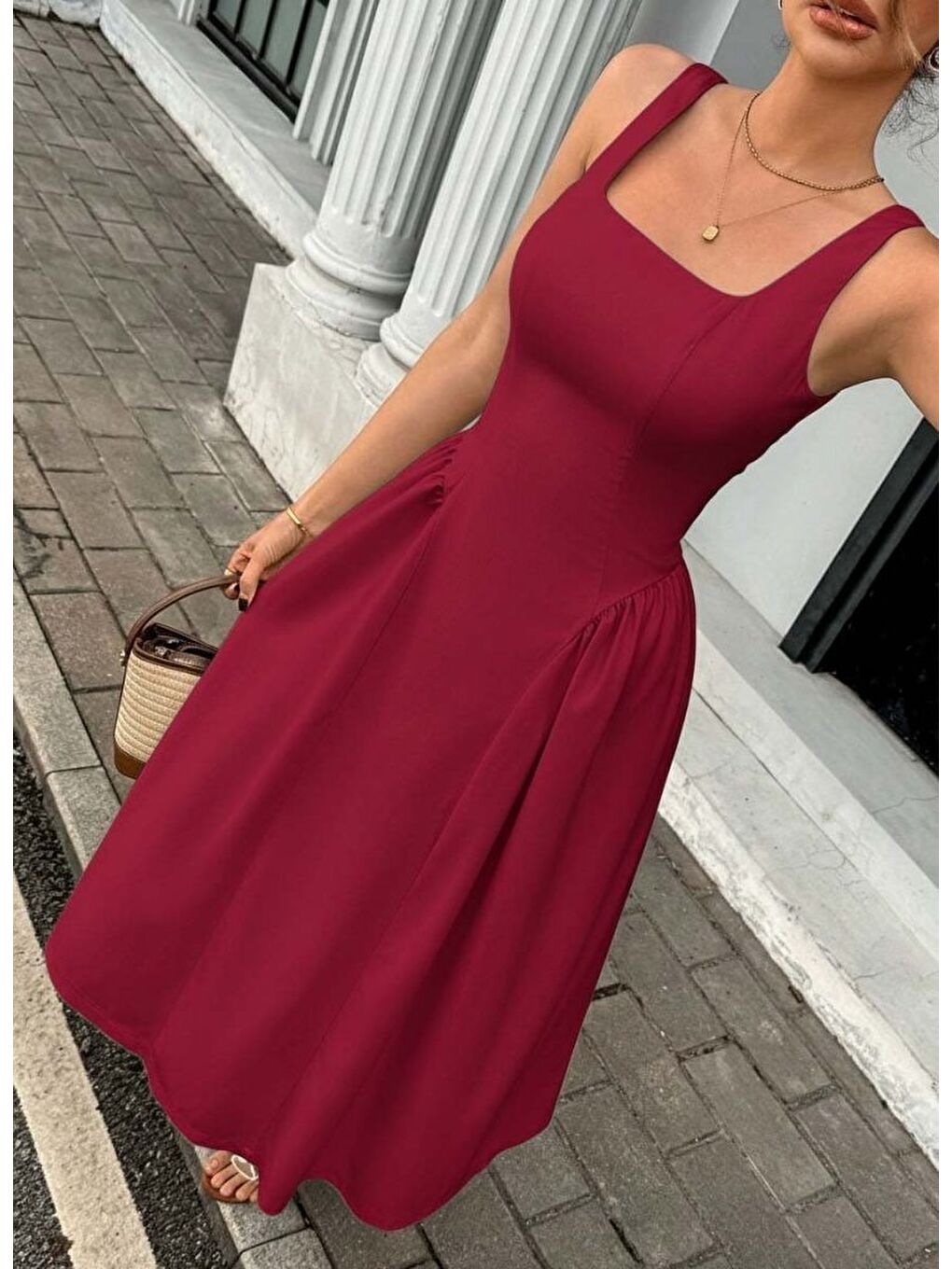 Kırmızı Kadın Askılı Kare Yakalı Uzun Ithal Krep Elbise-3