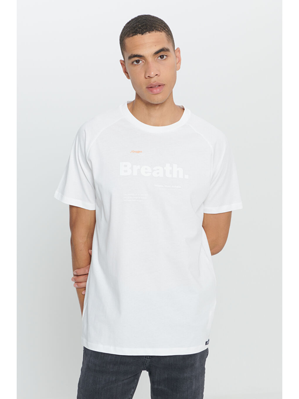 Erkek Ekru Loose Fit Bol Kesim %100 Pamuk Yumuşak Dokulu Baskılı Bisiklet Yaka Tişört-2