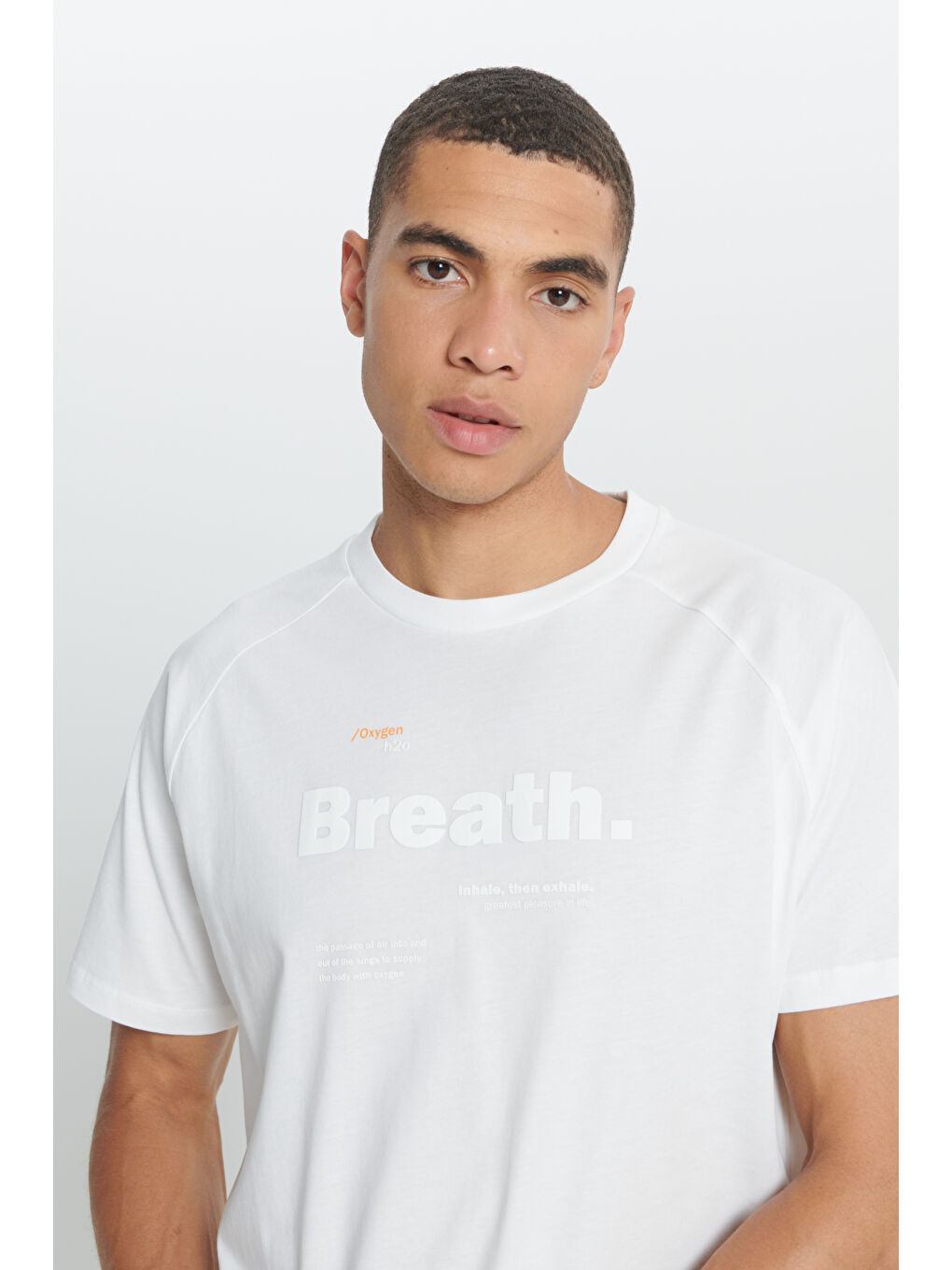 Erkek Ekru Loose Fit Bol Kesim %100 Pamuk Yumuşak Dokulu Baskılı Bisiklet Yaka Tişört-3