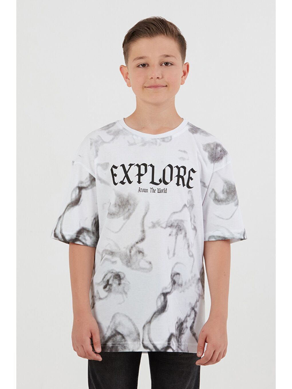 Beyaz Explore Yazı Baskılı Erkek Çocuk Tişört