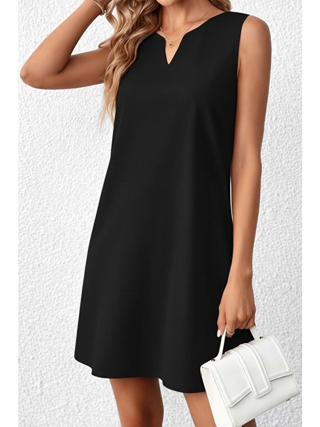 Siyah Kadın Askılı V Yakalı Mini Ithal Krep Elbise-3