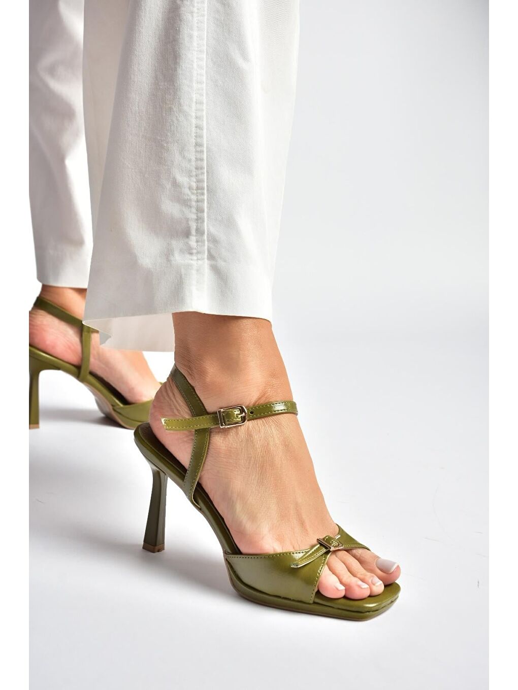 Yeşil Kadın Topuklu Ayakkabı Y518710109-3
