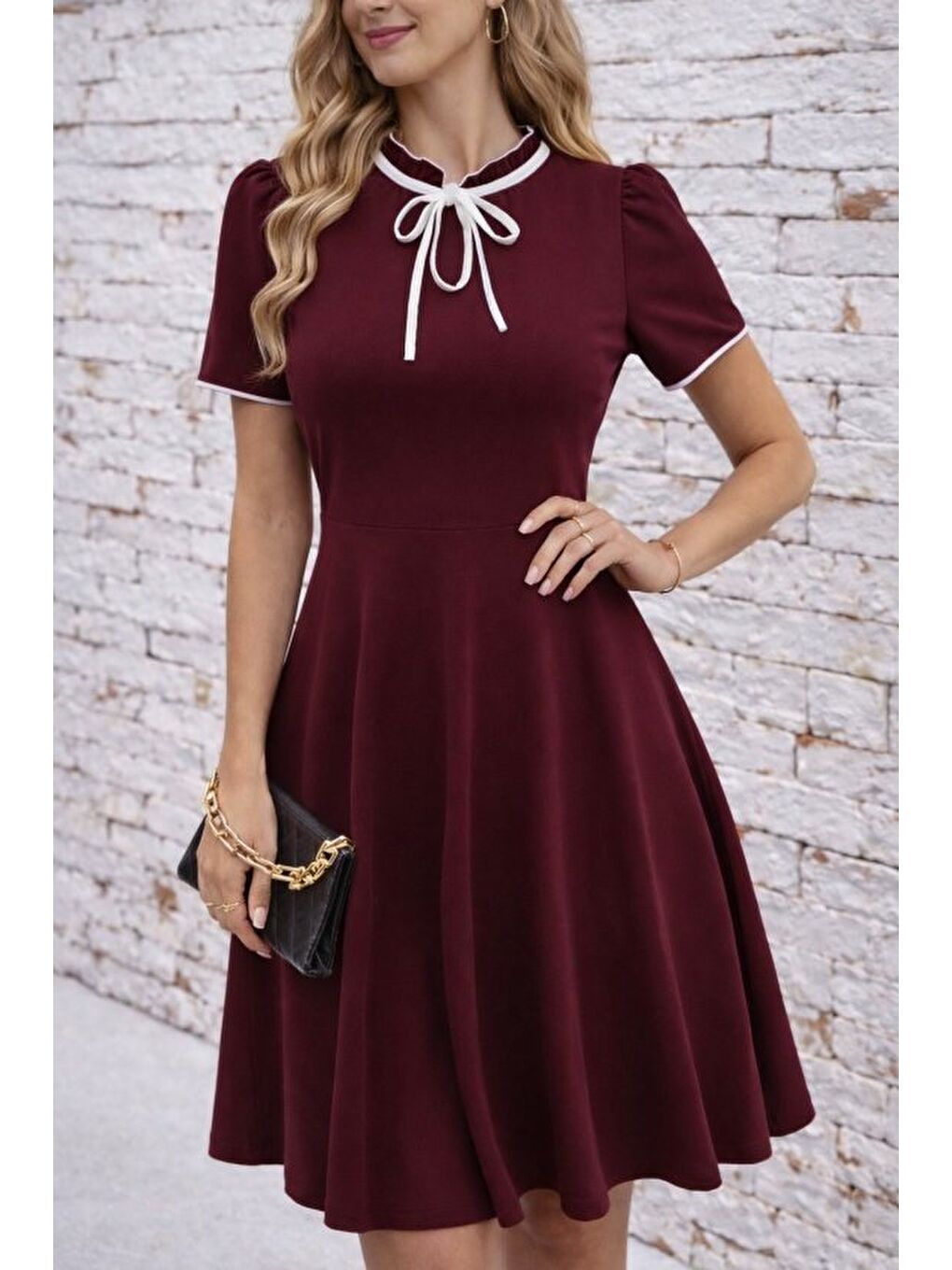 Bordo Kadın Kısa Kollu Yakadan Bağcıklı Ve Fırfırlı Midi Janjan Krep Elbise-1