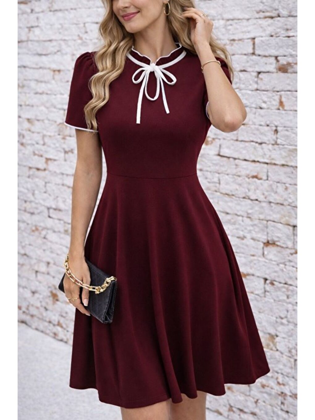 Bordo Kadın Kısa Kollu Yakadan Bağcıklı Ve Fırfırlı Midi Janjan Krep Elbise-2