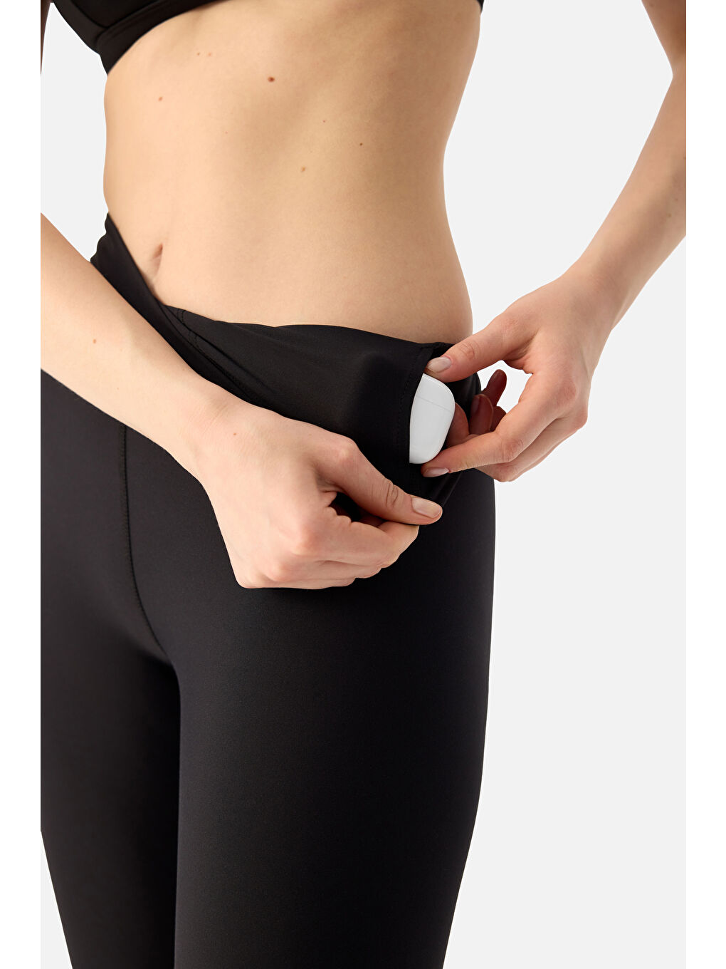 Liora Yüksek Bel Yumuşak 7/8 Siyah Spor Tayt-5