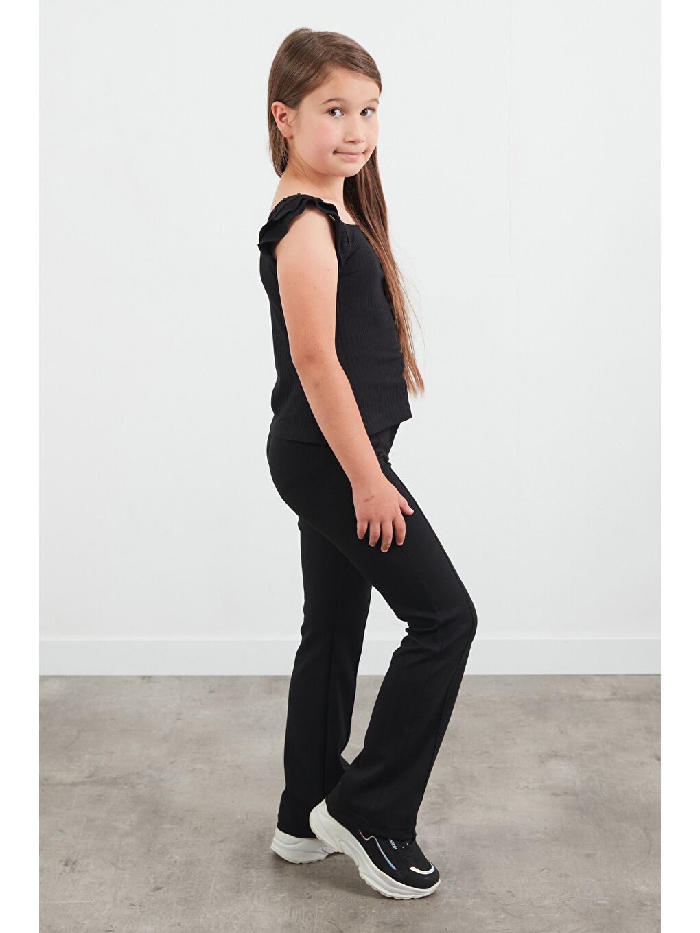 Siyah İncili Kare Yaka Kız Çocuk Bluz-4