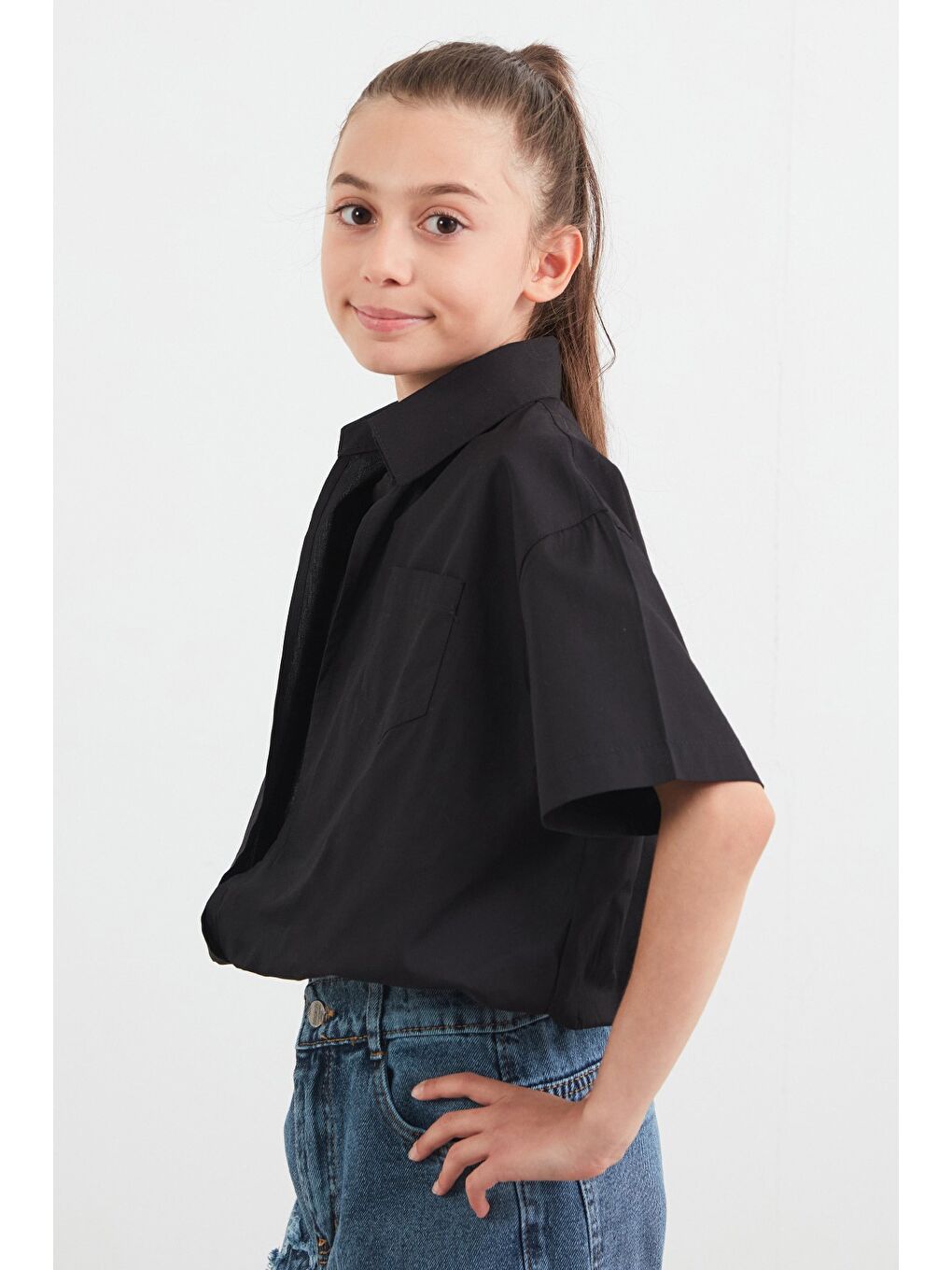 Siyah Cepli Tişörtlü Kız Çocuk Gömlek-3