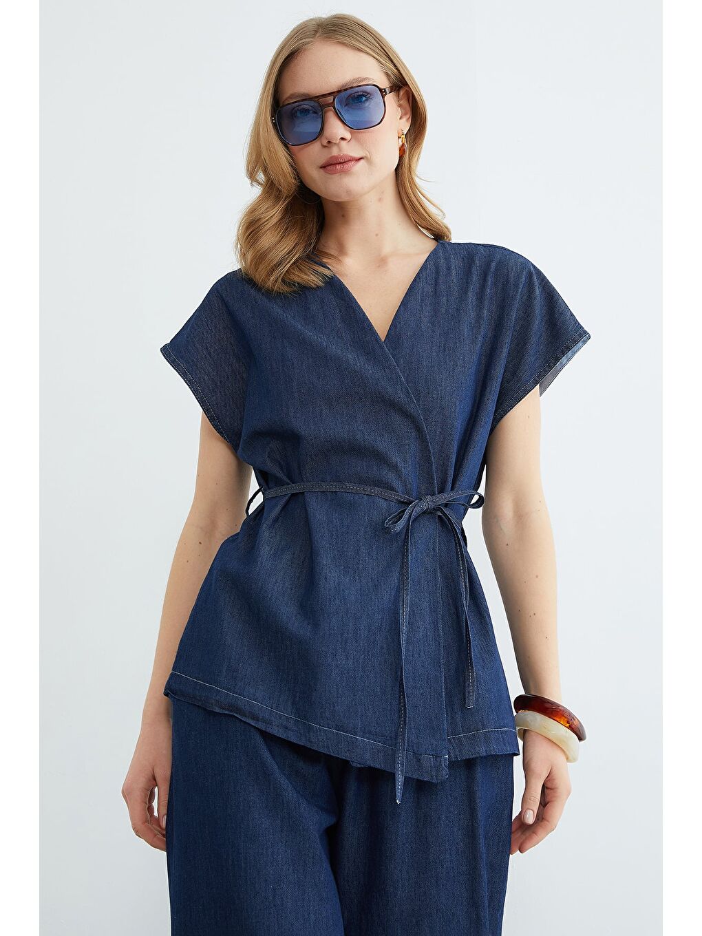 Lacivert Beli Bağlamalı Düşük Kol Yelekli Jean 2 Li Takım-1