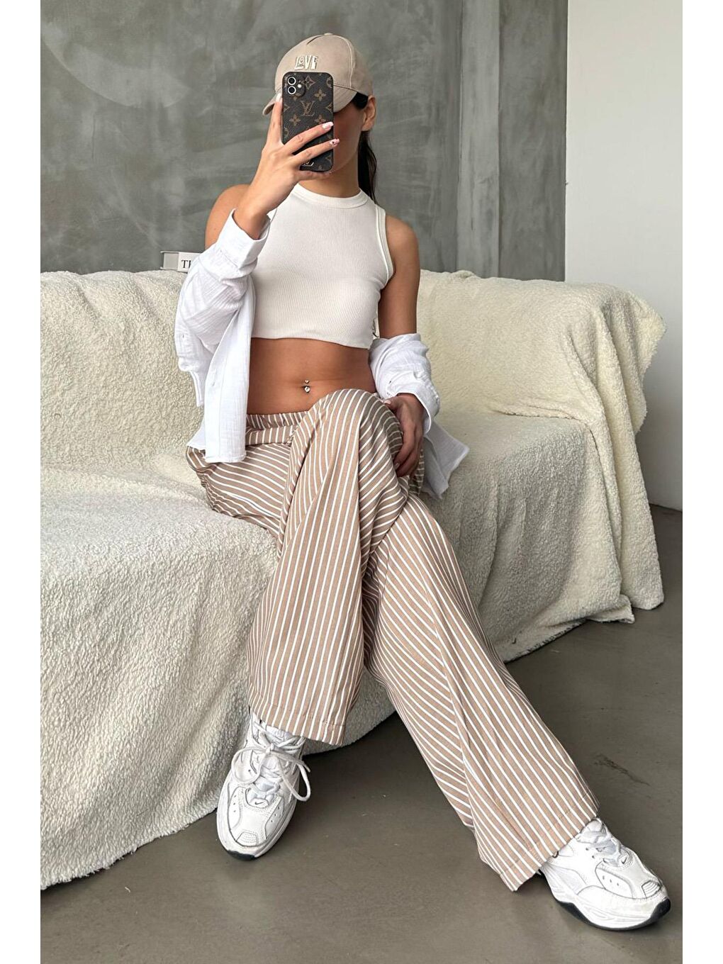 Bej Beli Ayarlanabilir Çizgili Cepli Bol Paça Kadın Pantolon Mg2312-2