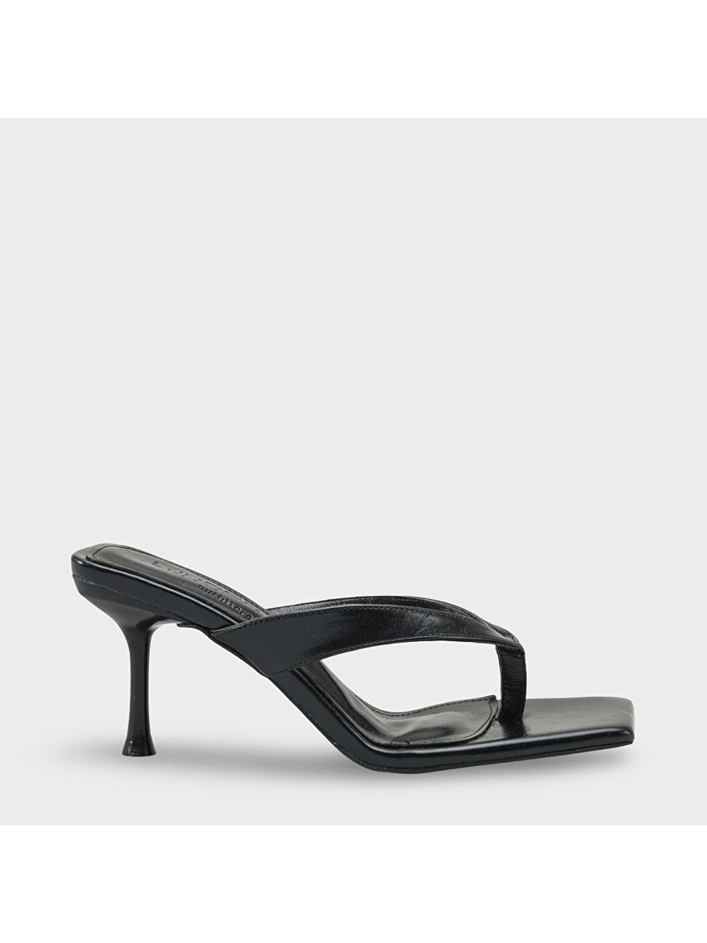 Siyah Laura Kadın Parmak Arası Terlik