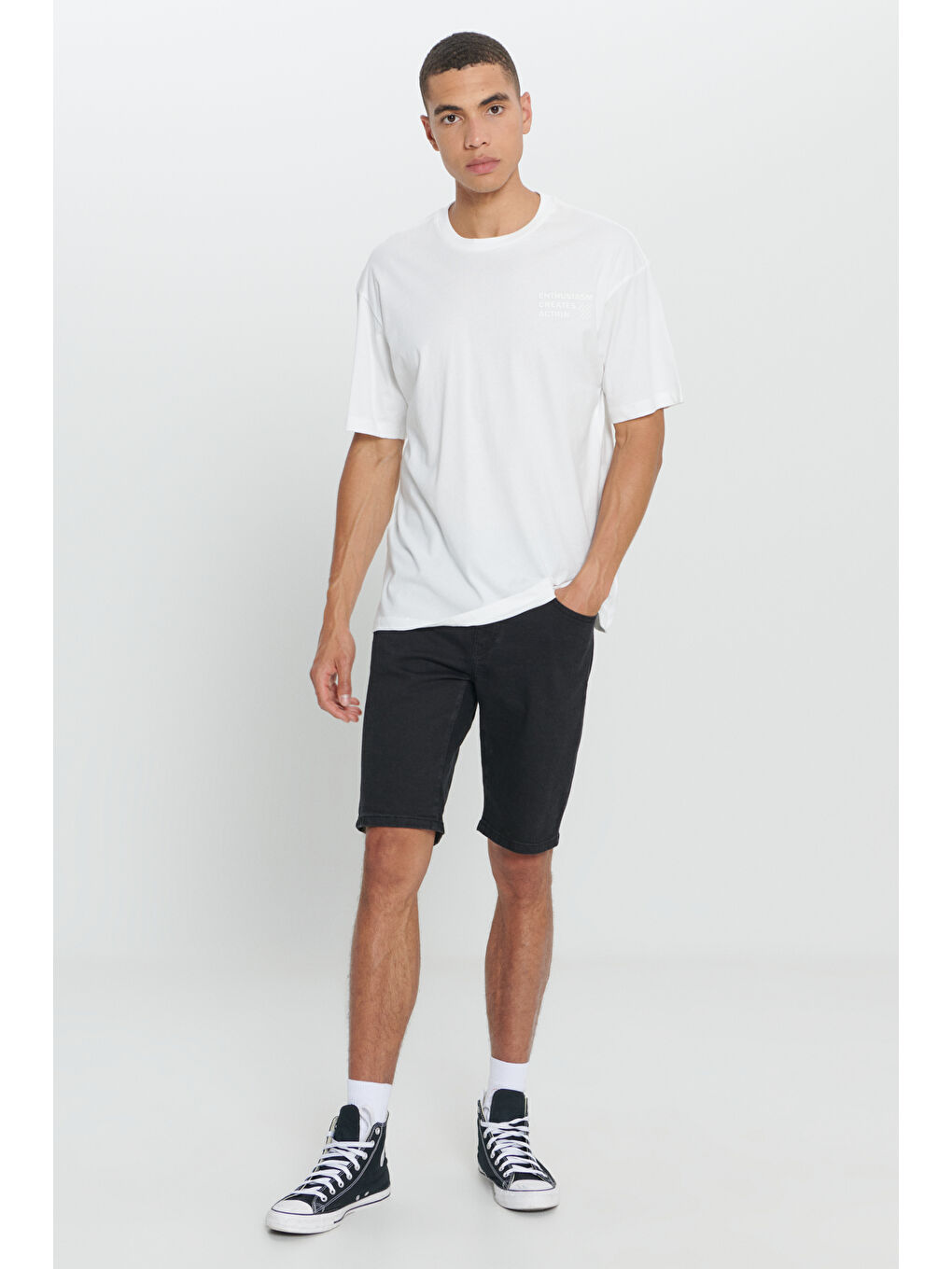 Erkek Ekru Loose Fit Bol Kesim %100 Pamuk Baskılı Bisiklet Yaka Tişört-1