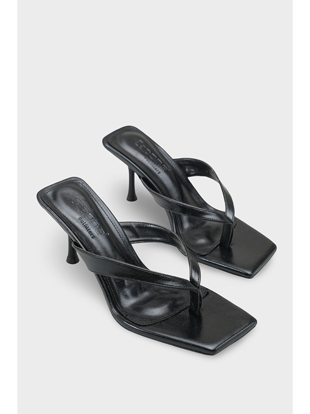 Siyah Laura Kadın Parmak Arası Terlik-1