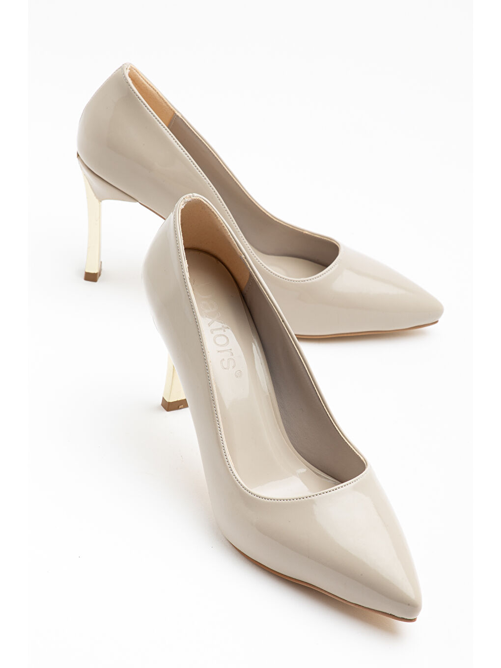 Bej D1300 Günlük Ortopedik Kadın Klasik Topuklu Stileto