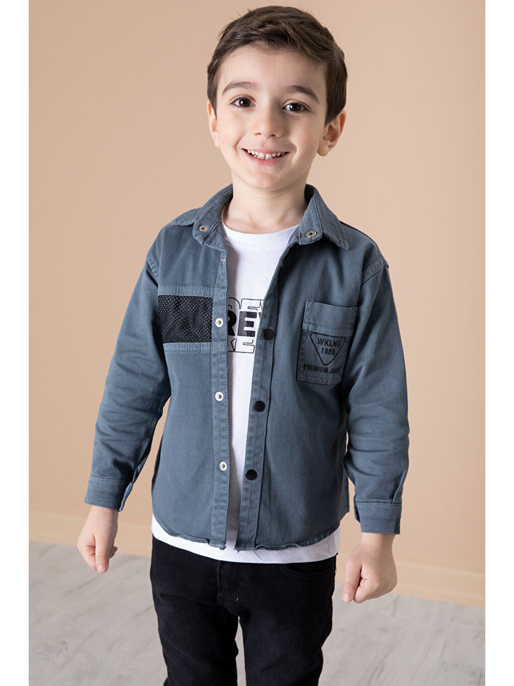 Antrasit Crew Yazılı Tişörtlü File Detaylı Erkek Çocuk Gömlek 20084-2