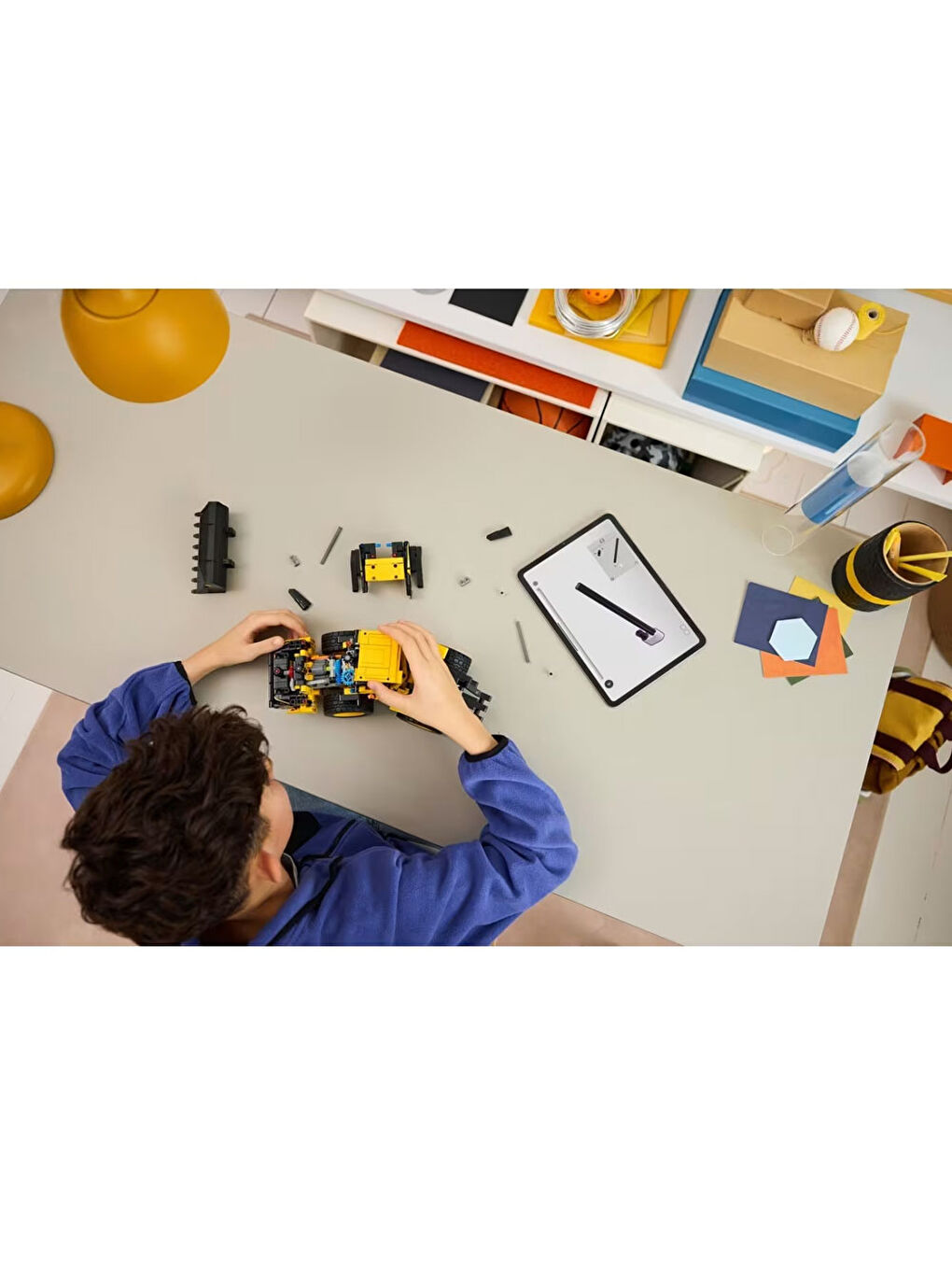 Technic Volvo L120 Yükleyici 42209-1