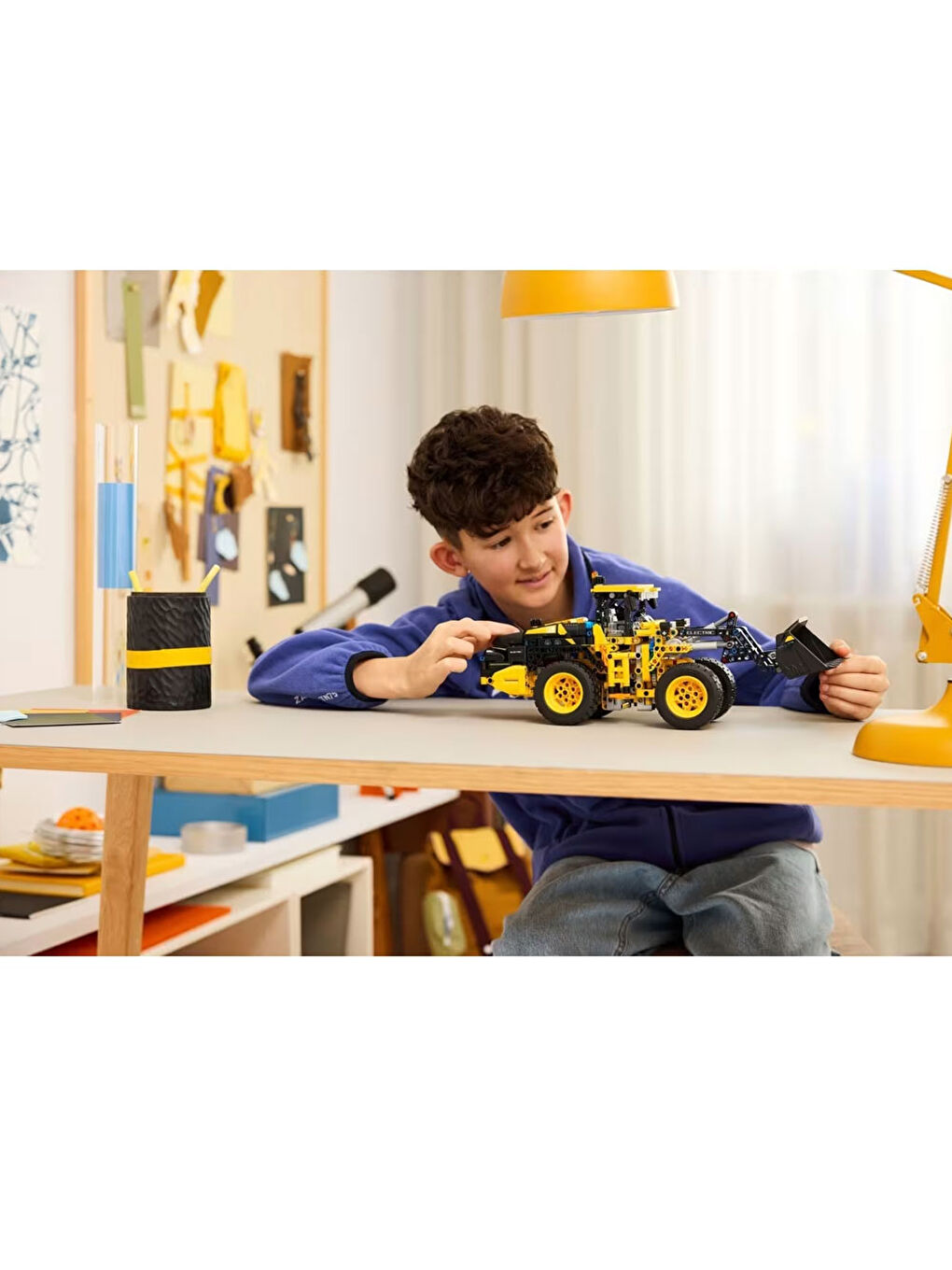 Technic Volvo L120 Yükleyici 42209-9