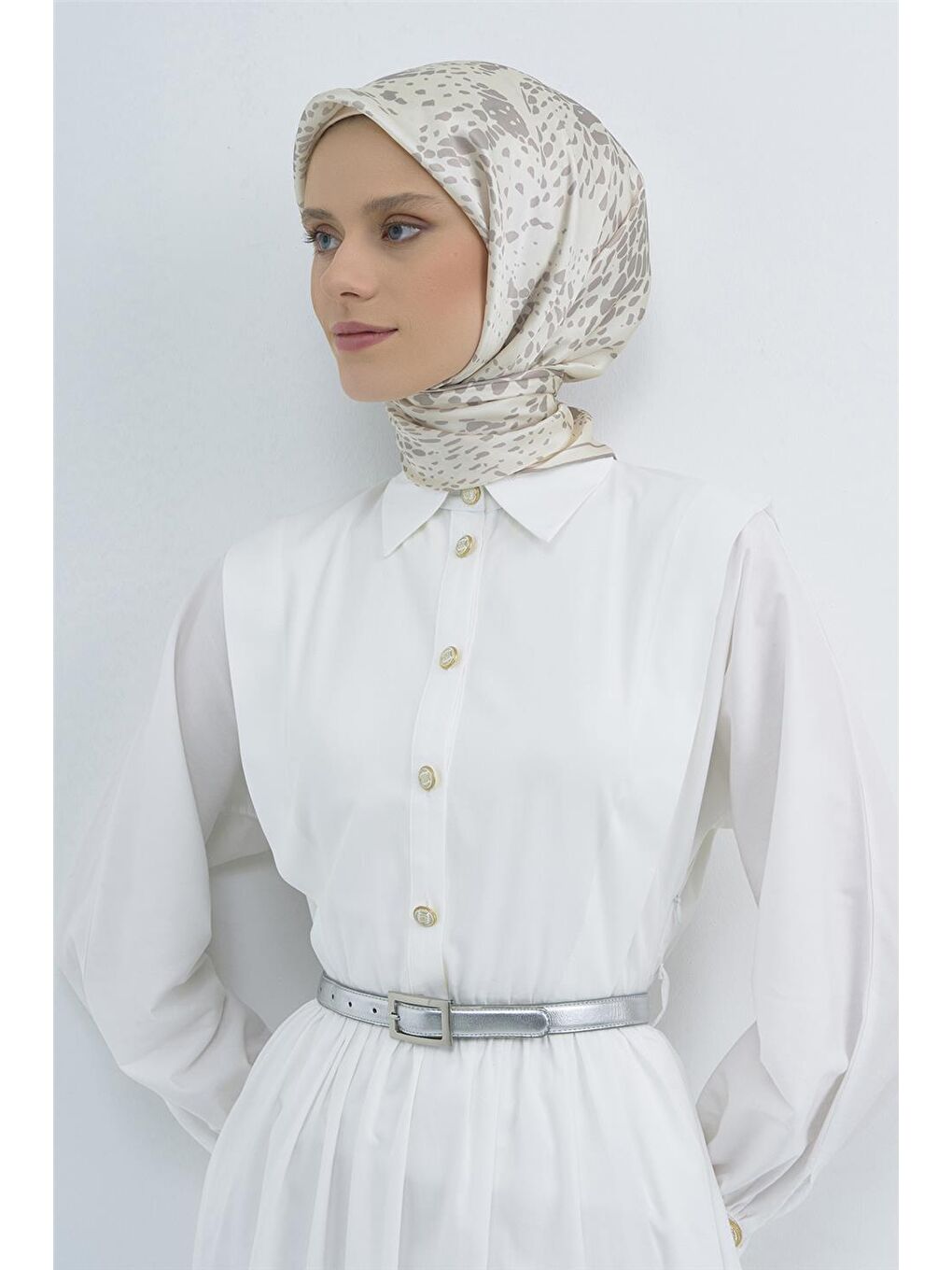 Ekru Saf İpek Sura Eşarp 9552D 85