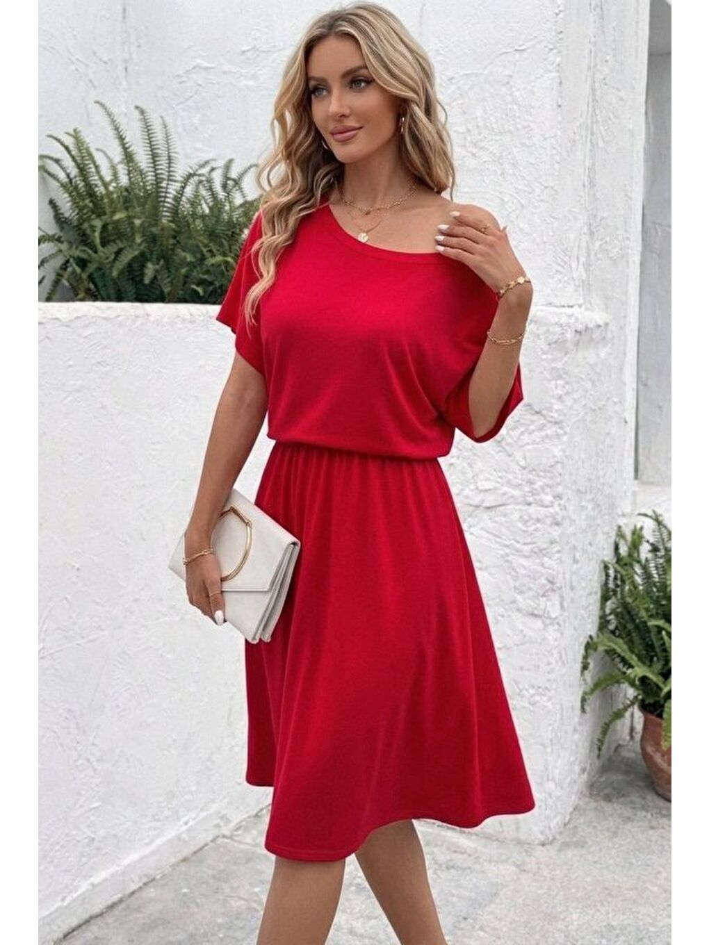 Kırmızı Kadın Kısa Kollu Omuzdan Açık Kiloş Midi Viskon Elbise-2